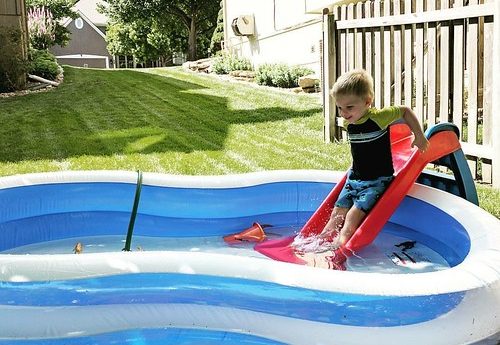 mini blow up pool